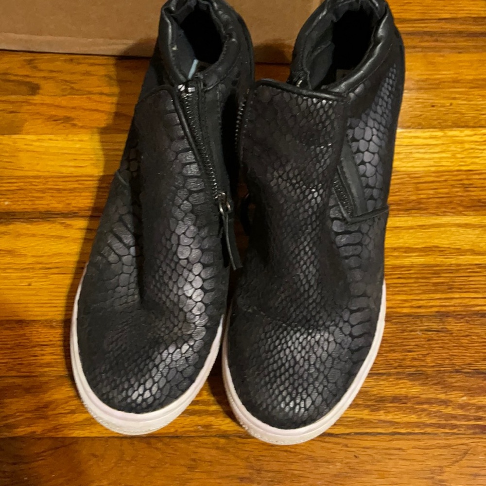 Not Rated shoes